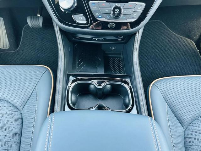 2027 Chrysler Pacifica Pinnacle
