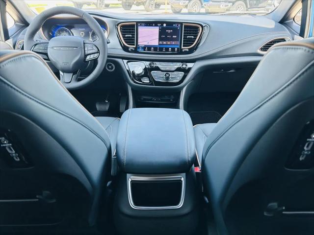2027 Chrysler Pacifica Pinnacle