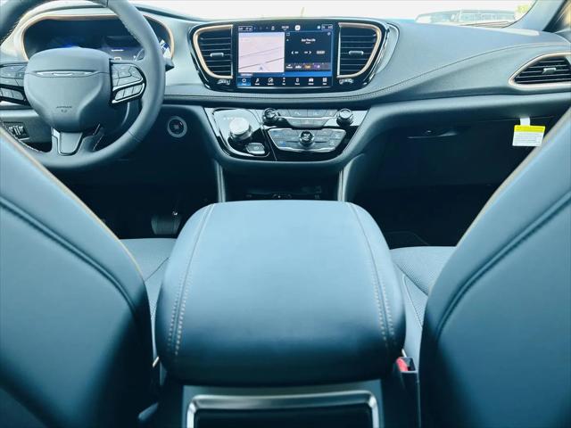 2027 Chrysler Pacifica Pinnacle