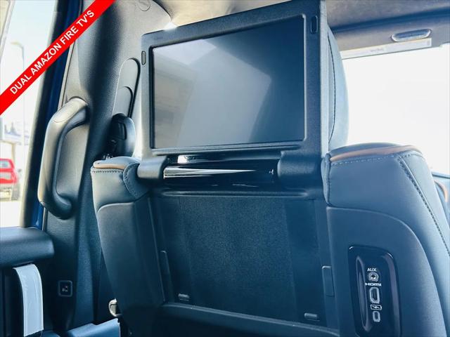 2027 Chrysler Pacifica Pinnacle