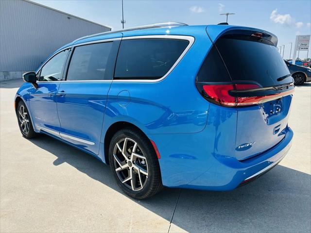 2027 Chrysler Pacifica Pinnacle