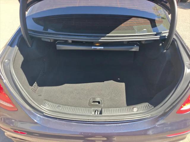 2018 Mercedes-Benz E-CLASS E 300 E 300