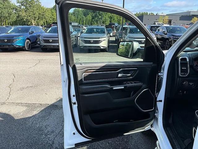 2022 Ram 1500 Laramie Crew Cab 4x4 57 Box