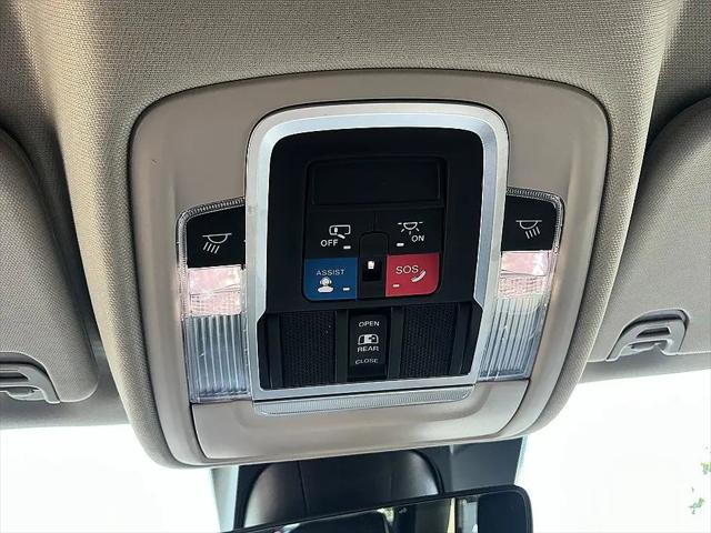 2022 Ram 1500 Laramie Crew Cab 4x4 57 Box