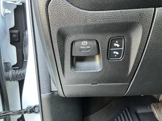 2022 Ram 1500 Laramie Crew Cab 4x4 57 Box