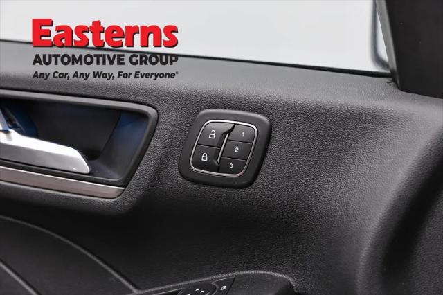 2021 Ford Escape Titanium Hybrid