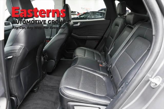 2021 Ford Escape Titanium Hybrid