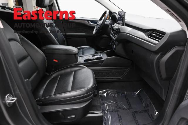 2021 Ford Escape Titanium Hybrid