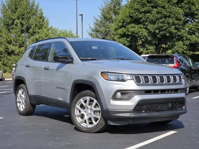 2023 Jeep Compass Latitude Lux FWD
