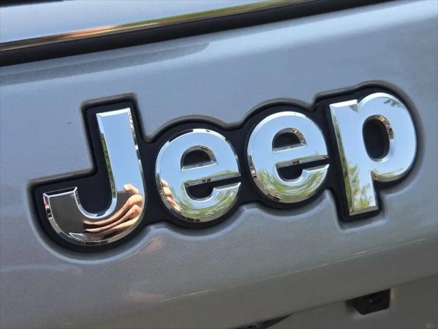 2023 Jeep Compass Latitude Lux FWD