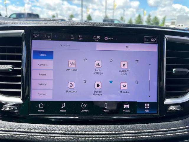 2022 Chrysler Pacifica Touring L