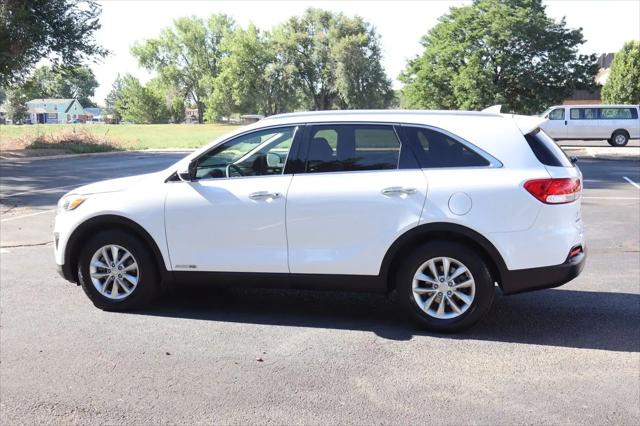 2016 Kia Sorento 3.3L LX