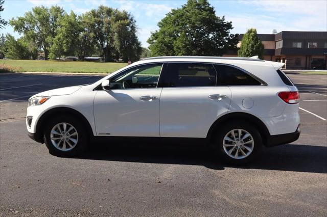 2016 Kia Sorento 3.3L LX