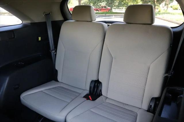 2016 Kia Sorento 3.3L LX