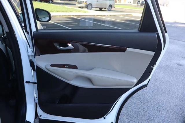 2016 Kia Sorento 3.3L LX