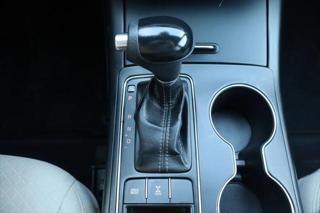 2016 Kia Sorento 3.3L LX