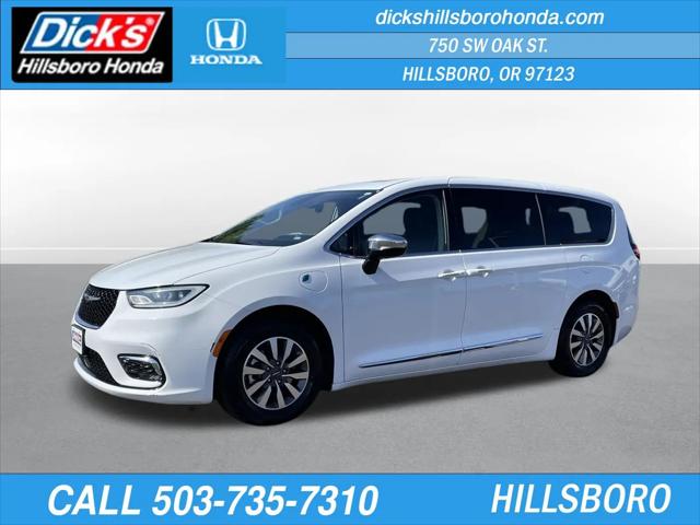 2023 Chrysler Pacifica Hybrid Limited for sale in Hillsboro, OR