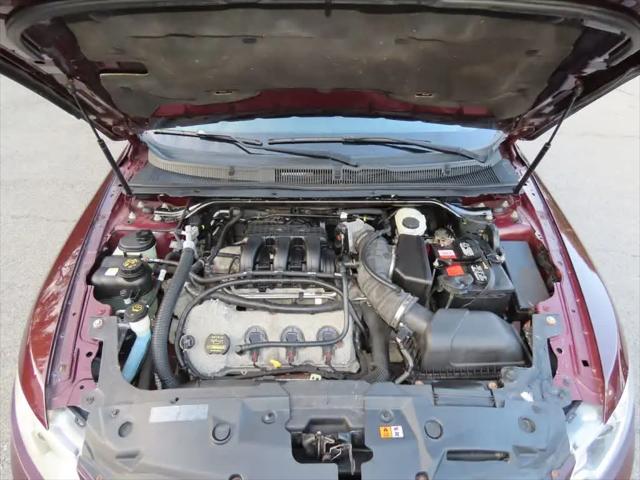 2011 Ford Taurus SEL