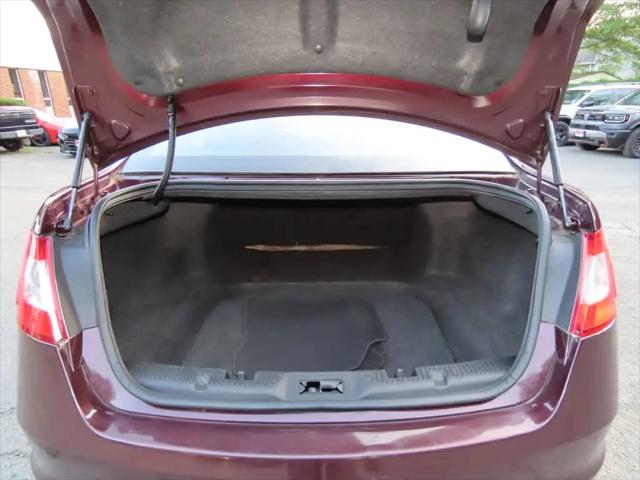 2011 Ford Taurus SEL