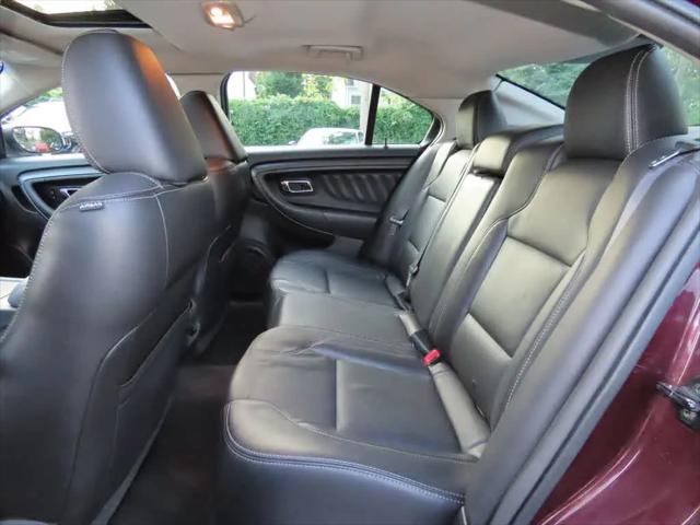 2011 Ford Taurus SEL