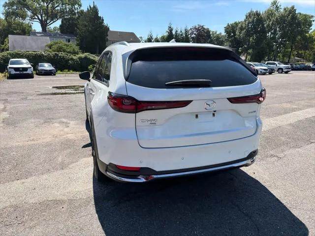 2024 Mazda X-90 Premium