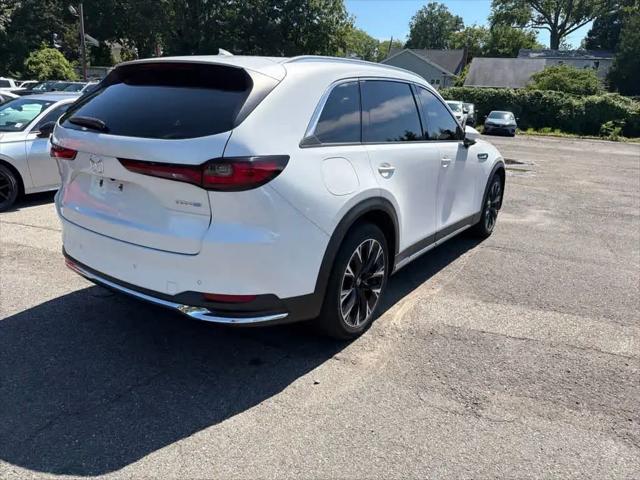 2024 Mazda X-90 Premium