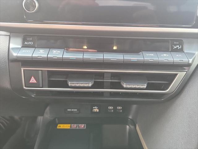 Used 2025 Toyota Camry LE For Sale in Jackson, MI