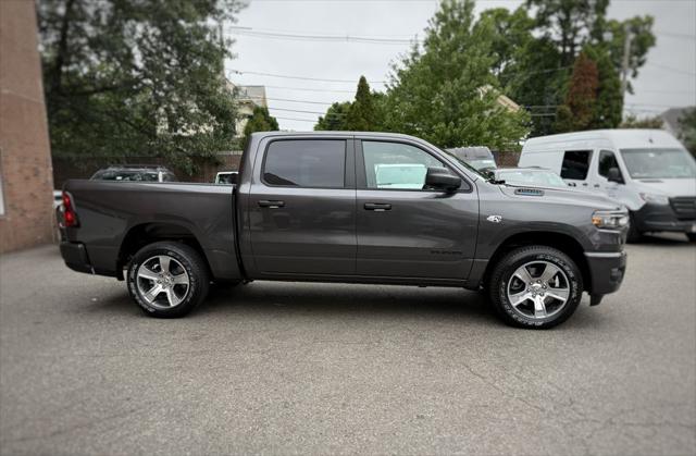 2026 Ram 1500 Express Crew Cab 4x4 57 Box
