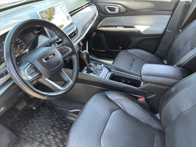 2022 Jeep Compass Latitude Lux 4x4