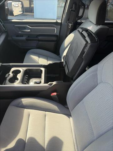 2021 Ram 1500 Big Horn Crew Cab 4x4 6'4" Box
