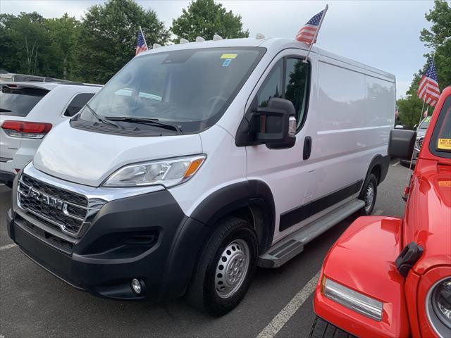 2025 RAM ProMaster 2500 Cargo Van Tradesman Low Roof 136 WB w/Pass Seat 2025 RAM ProMaster 2500 Cargo Van Tradesman Low Roof 136 WB w/Pass Seat