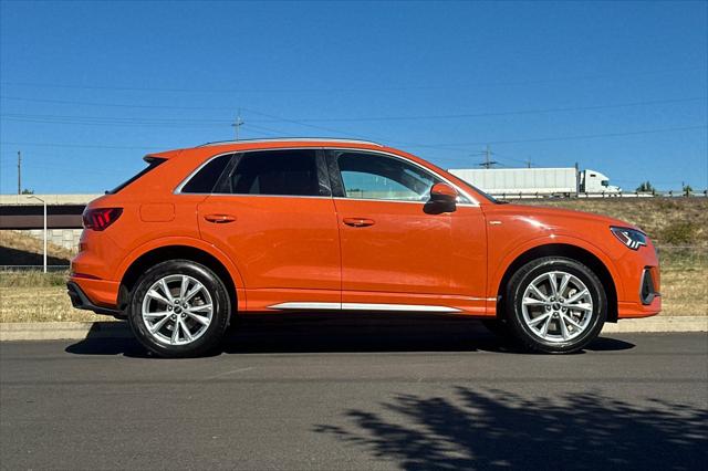 2025 Audi Q3 Premium 45 TFSI S line quattro Tiptronic