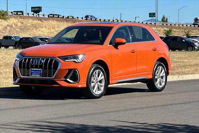 2025 Audi Q3 Premium 45 TFSI S line quattro Tiptronic
