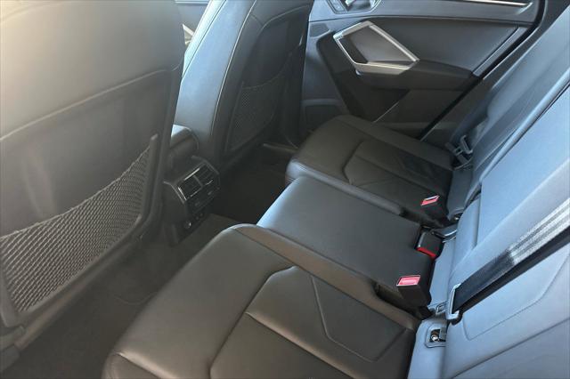 2025 Audi Q3 Premium 45 TFSI S line quattro Tiptronic