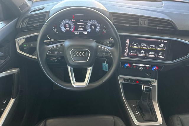 2025 Audi Q3 Premium 45 TFSI S line quattro Tiptronic