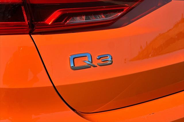 2025 Audi Q3 Premium 45 TFSI S line quattro Tiptronic