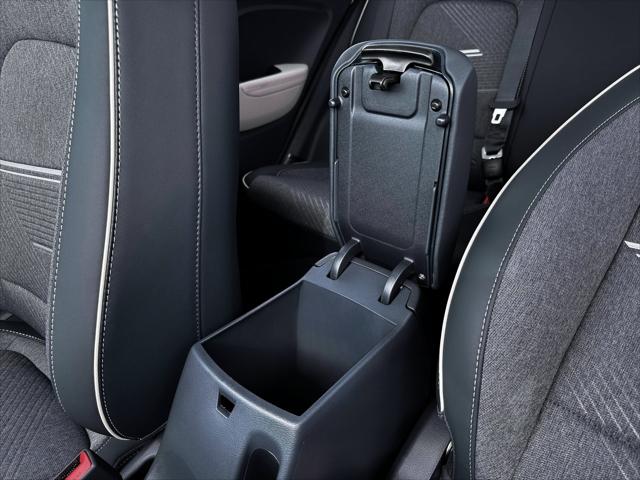 New 2026 Hyundai Venue SEL w/Two-Tone Roof For Sale in Tucson, AZ