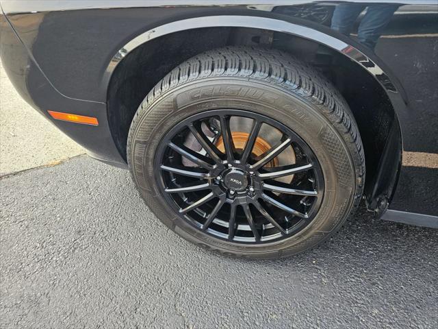 2020 Dodge Challenger SXT AWD