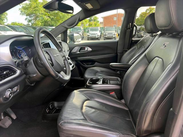 2020 Chrysler Pacifica Touring L
