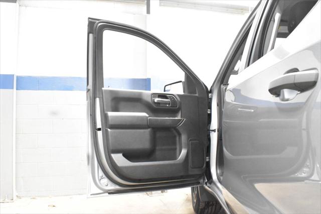 Used 2023 Chevrolet Silverado 1500 4WD Crew Cab Standard Bed Custom For Sale in Toledo, OH