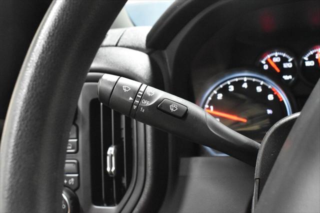 Used 2023 Chevrolet Silverado 1500 4WD Crew Cab Standard Bed Custom For Sale in Toledo, OH