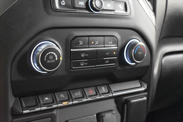 Used 2023 Chevrolet Silverado 1500 4WD Crew Cab Standard Bed Custom For Sale in Toledo, OH