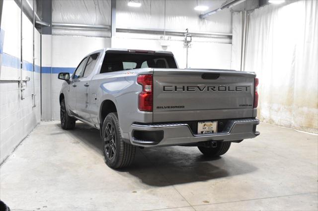 Used 2023 Chevrolet Silverado 1500 4WD Crew Cab Standard Bed Custom For Sale in Toledo, OH