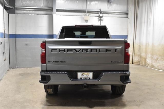 Used 2023 Chevrolet Silverado 1500 4WD Crew Cab Standard Bed Custom For Sale in Toledo, OH