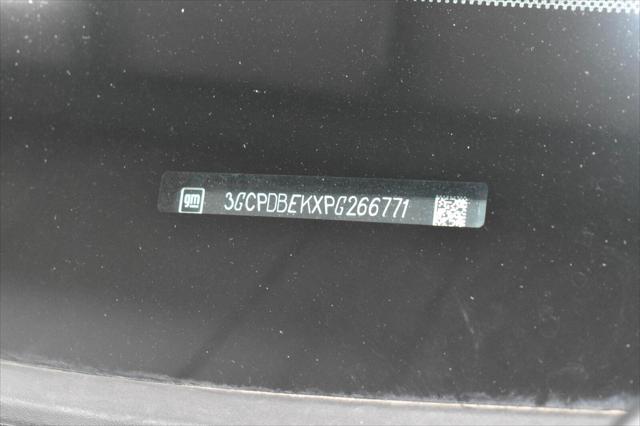 Used 2023 Chevrolet Silverado 1500 4WD Crew Cab Standard Bed Custom For Sale in Toledo, OH