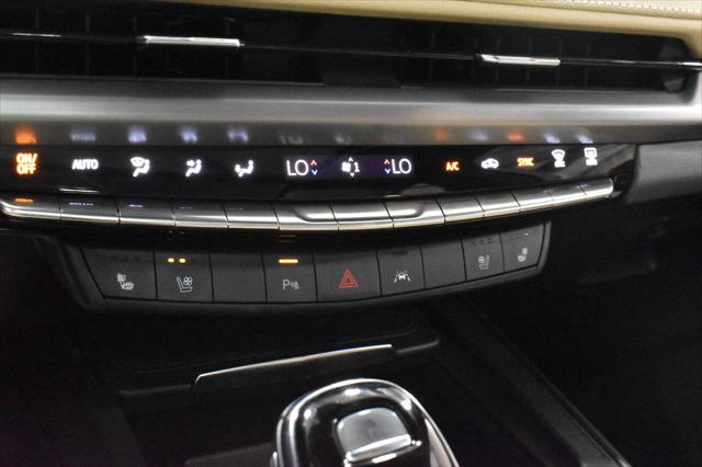 Used 2024 Cadillac XT4 AWD Premium Luxury For Sale in Toledo, OH