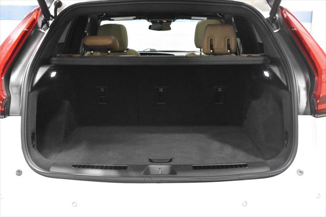 Used 2024 Cadillac XT4 AWD Premium Luxury For Sale in Toledo, OH