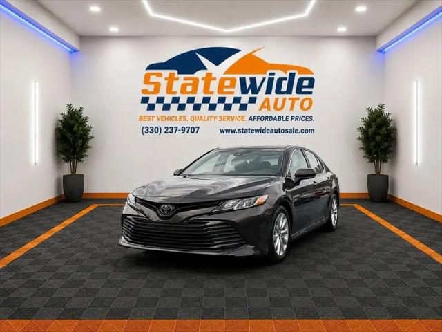2018 Toyota Camry LE for sale in AKRON, OH