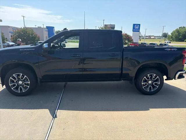 2023 Chevrolet Silverado 1500 4WD Crew Cab Short Bed LT with 2FL for sale in Paris, TX