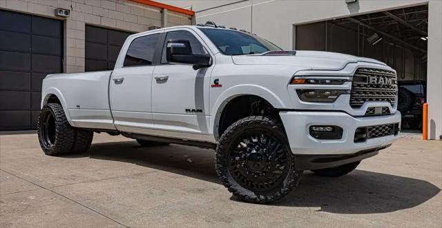2025 Ram 3500 Limited Crew Cab 4x4 8' Box for sale in Hurst, TX